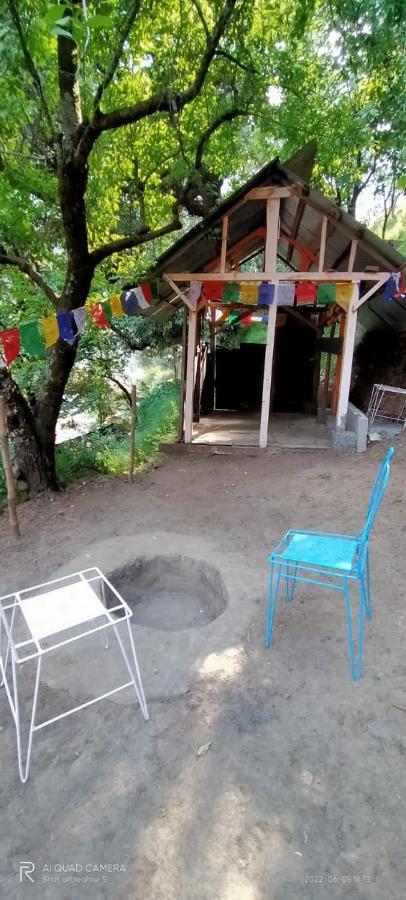 Rudrani Stays Jibhi Exterior foto